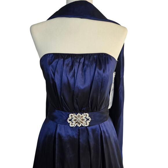 NWT Women's Fiesta Semi Formal Dress Blue Large Fits Like Medium Party Junior - Picture 2 of 8